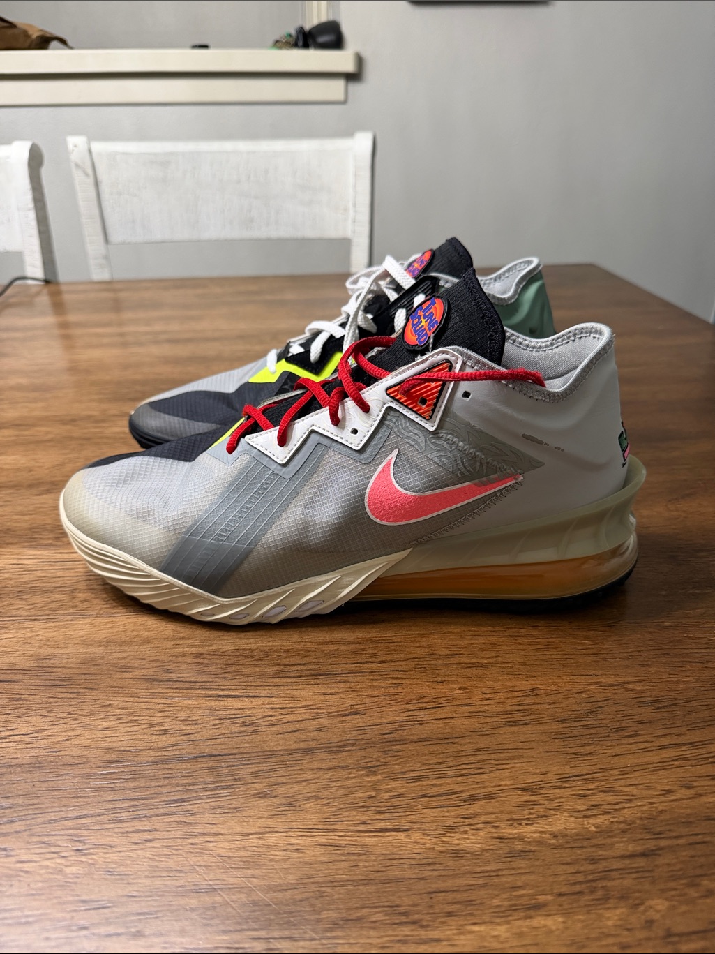 Nike Lebron 18 Low 'Bugs X Marvin Sz 12.5